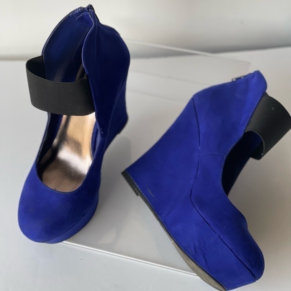 Madden Girl Royal Blue Suede Regal Wedge Sandal Platform Pumps Heels, Sz 9M - Picture 3 of 10
